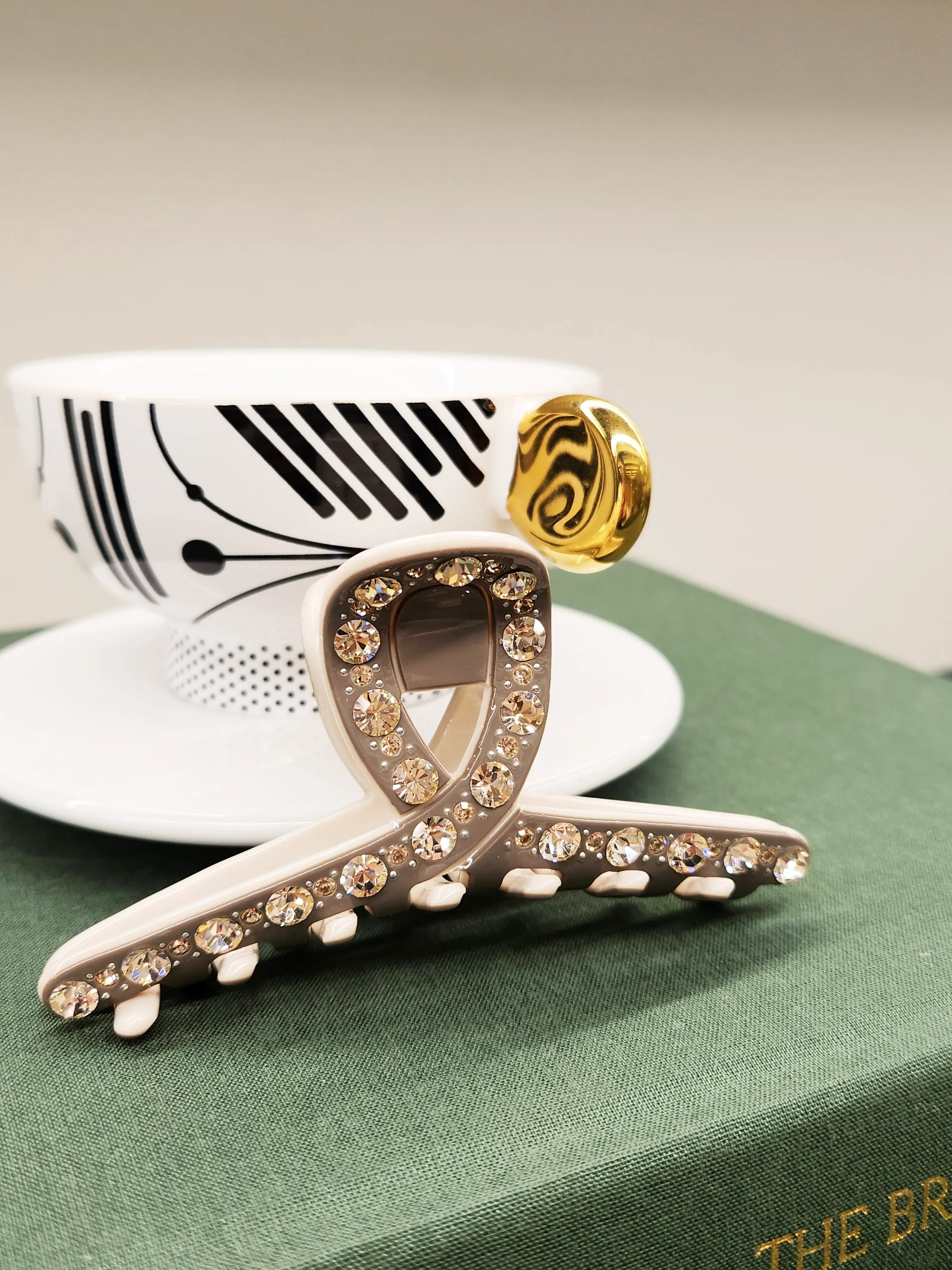 Aurielle Swarovski Crystals Hair Clip 10cm WEshine