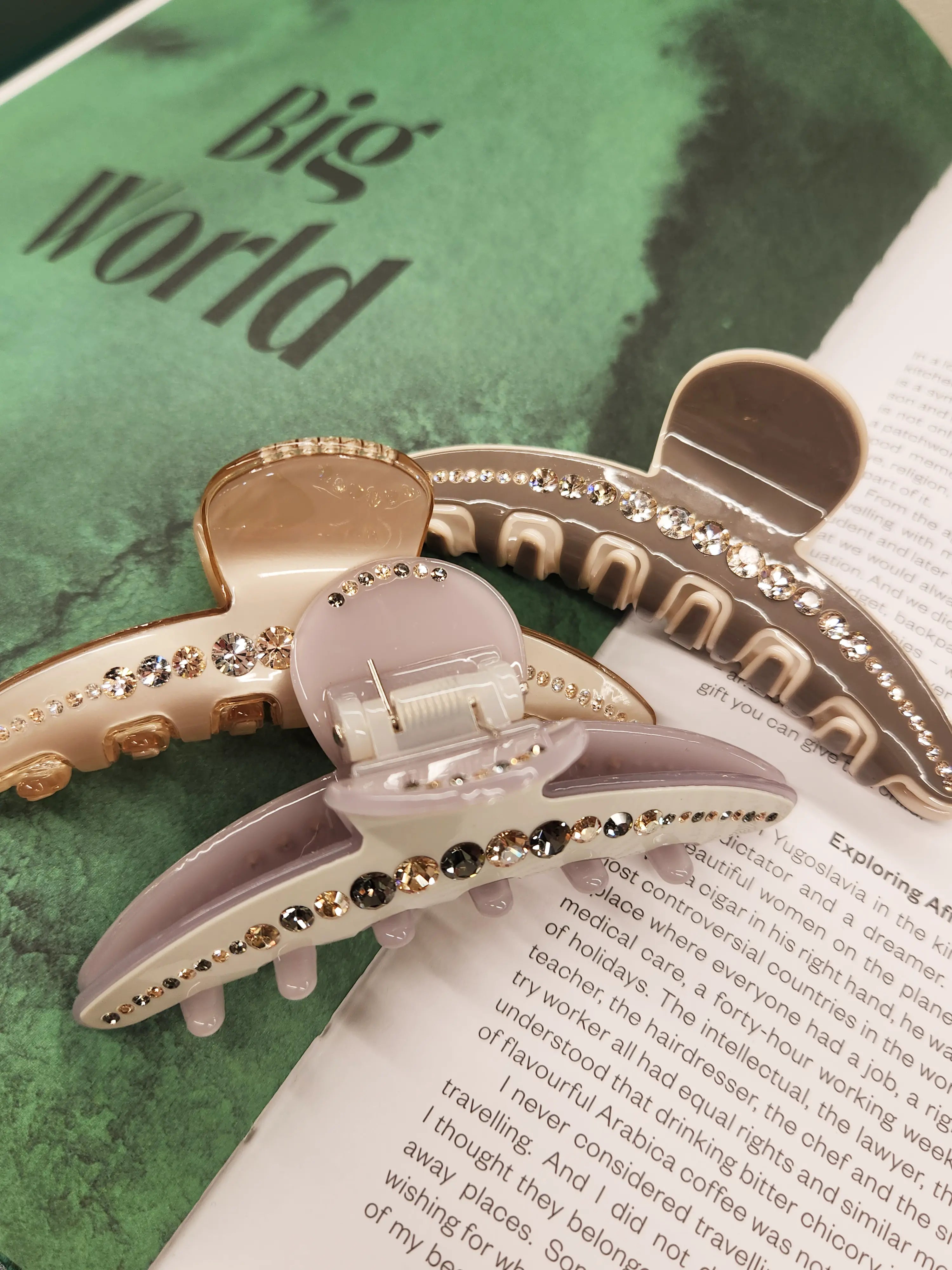 Diora Swarovski Crystals Hair Clip 9.5cm - 3 colors WEshine