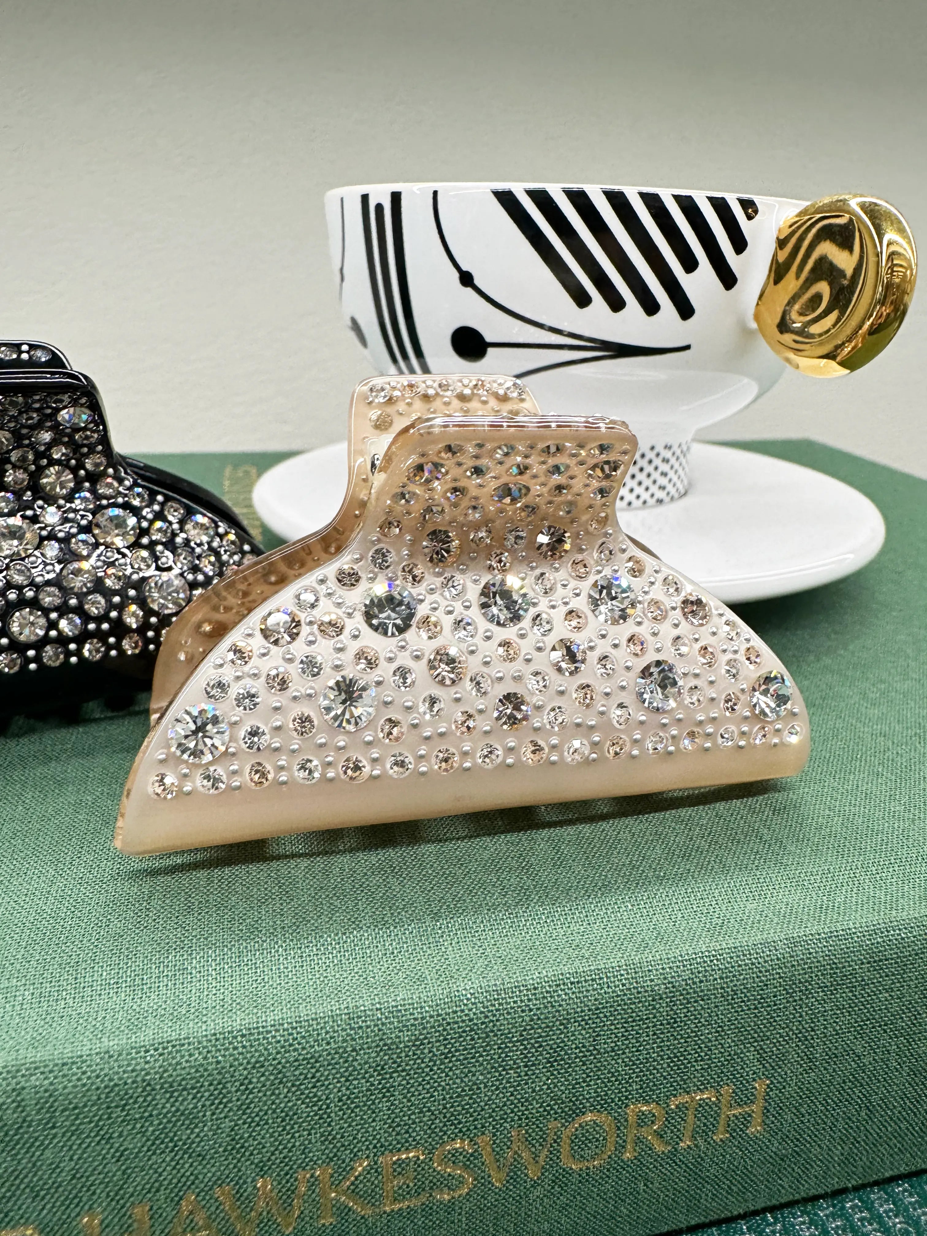 Éclat Swarovski Crystals Hair Clip - 8cm - 2colors WEshine