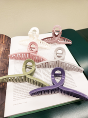 Loop Hair Clip 13cm - 10 colours