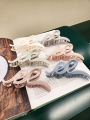 Matte Wave Hair Clip 13cm - 10 colors