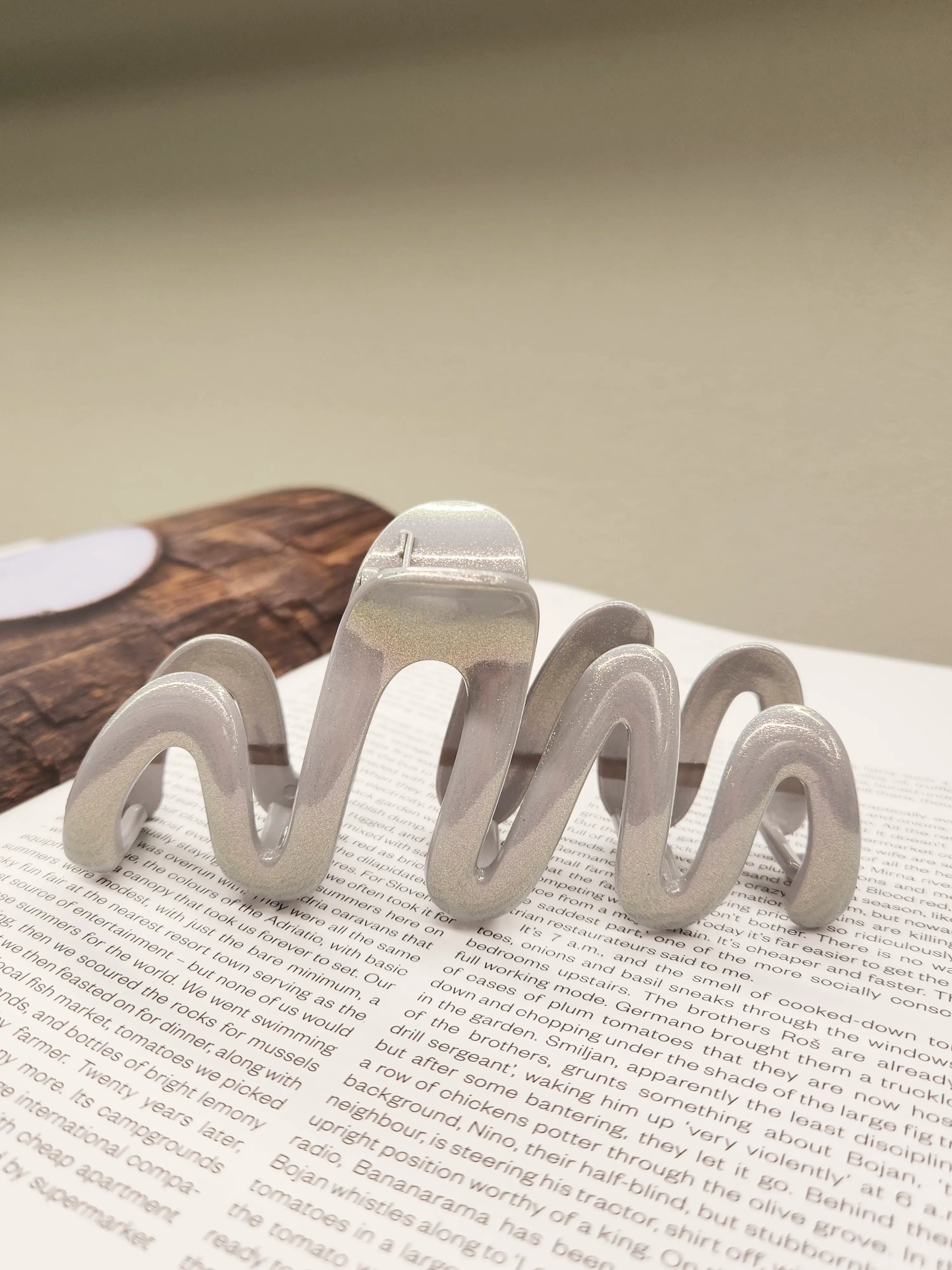 Shimmer Wave Hair Clip 13cm -5 colors WEshine