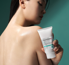 Cica Acne Clear Peeling Scrub 200ml ILLIYOON
